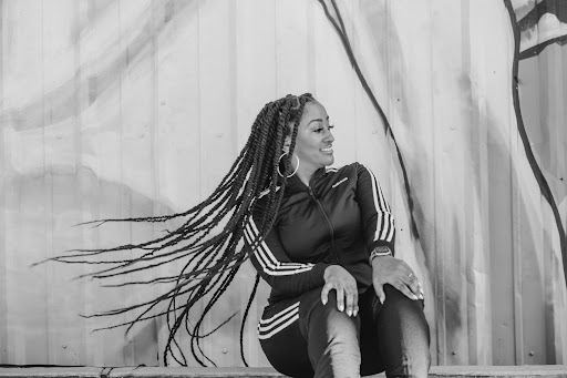 The cover photo for Nolabraider Natural Hair Salon